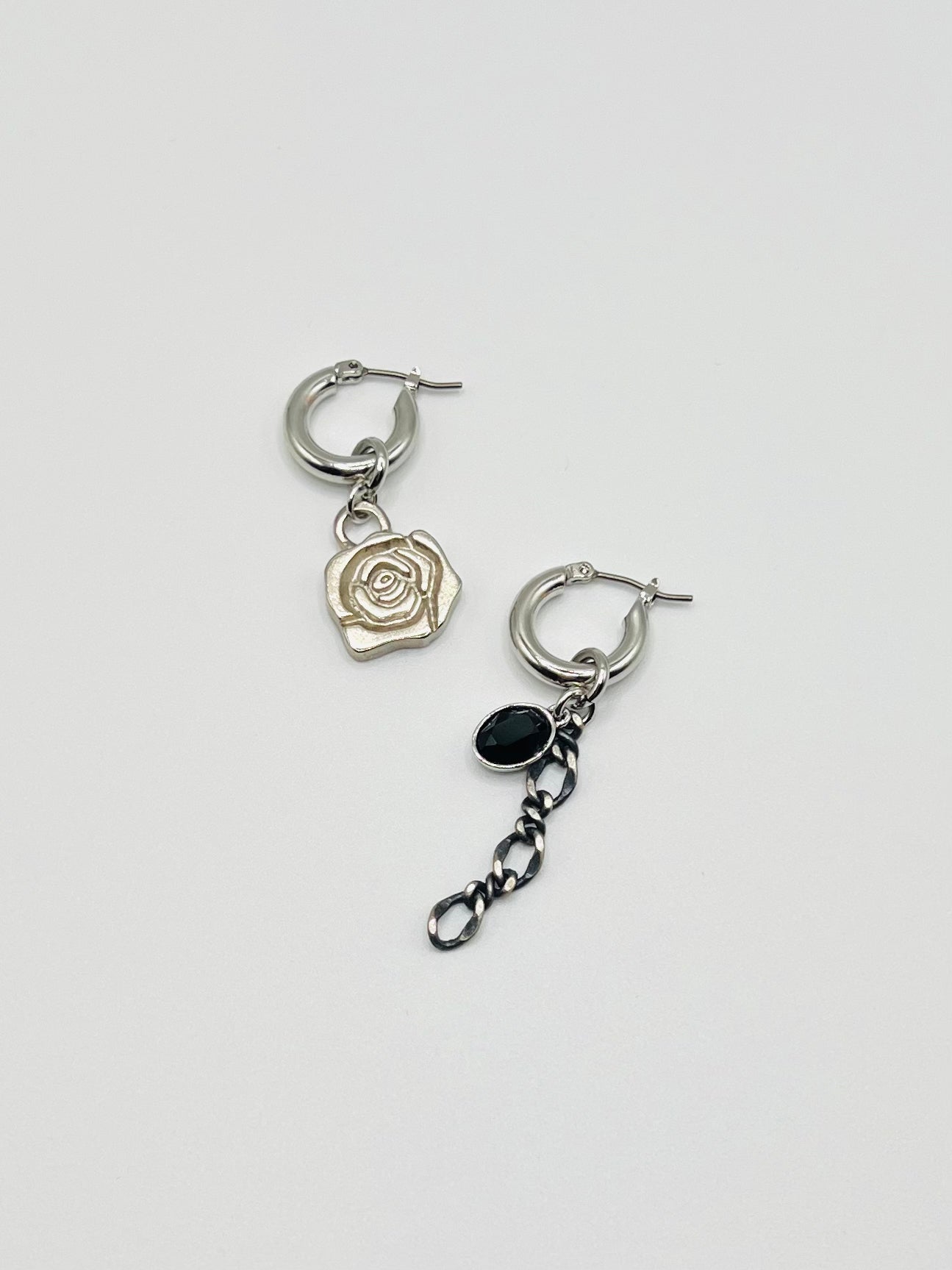 Chain rose pierce - Black