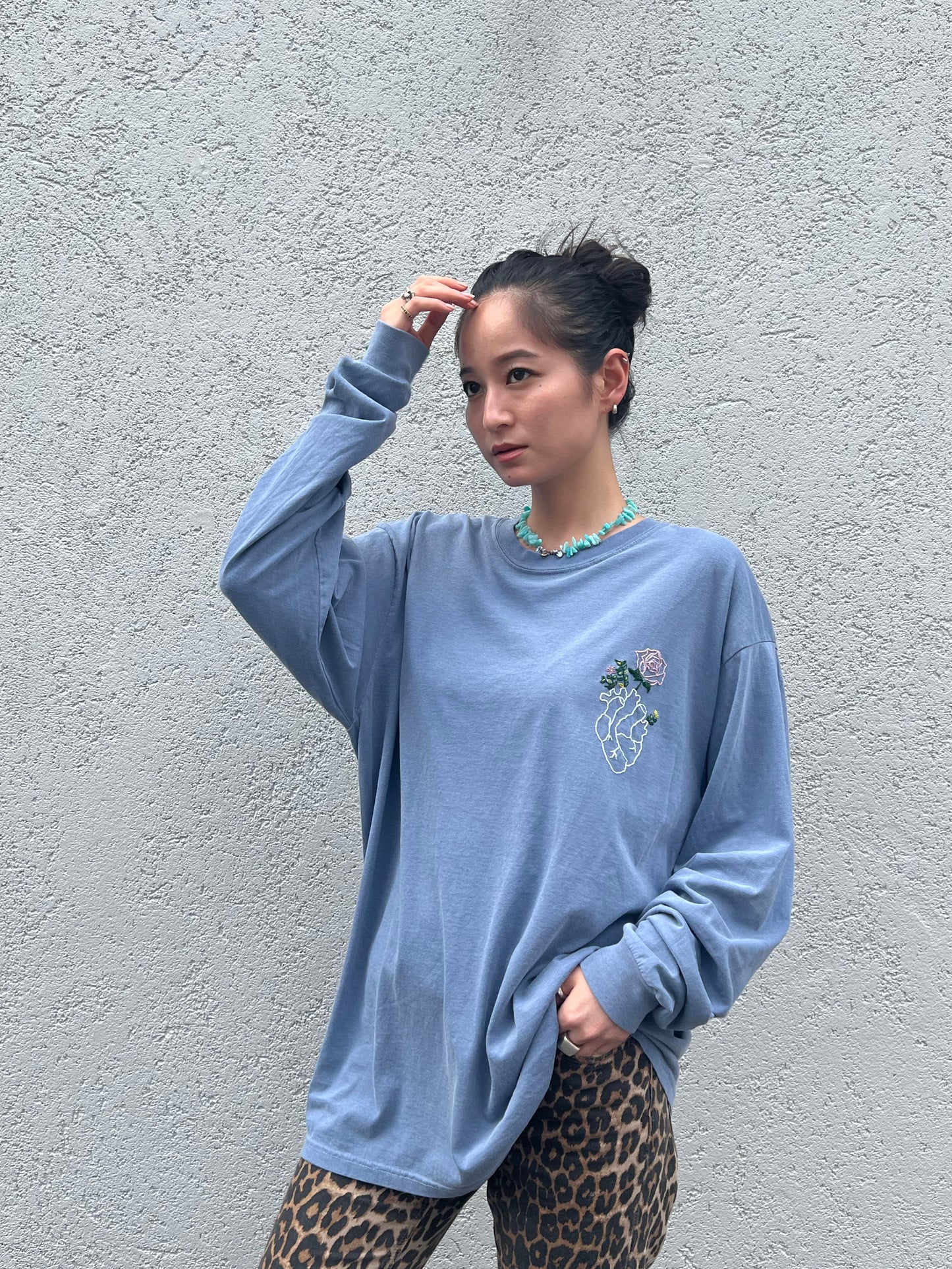 Hand embroidery Long T-shirt Blue