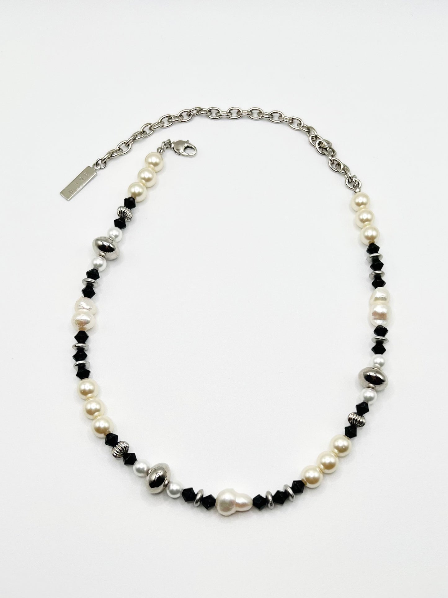 99 Pearl Black necklace - Silver