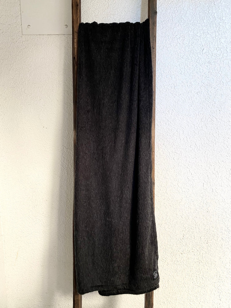 Black scarf - large