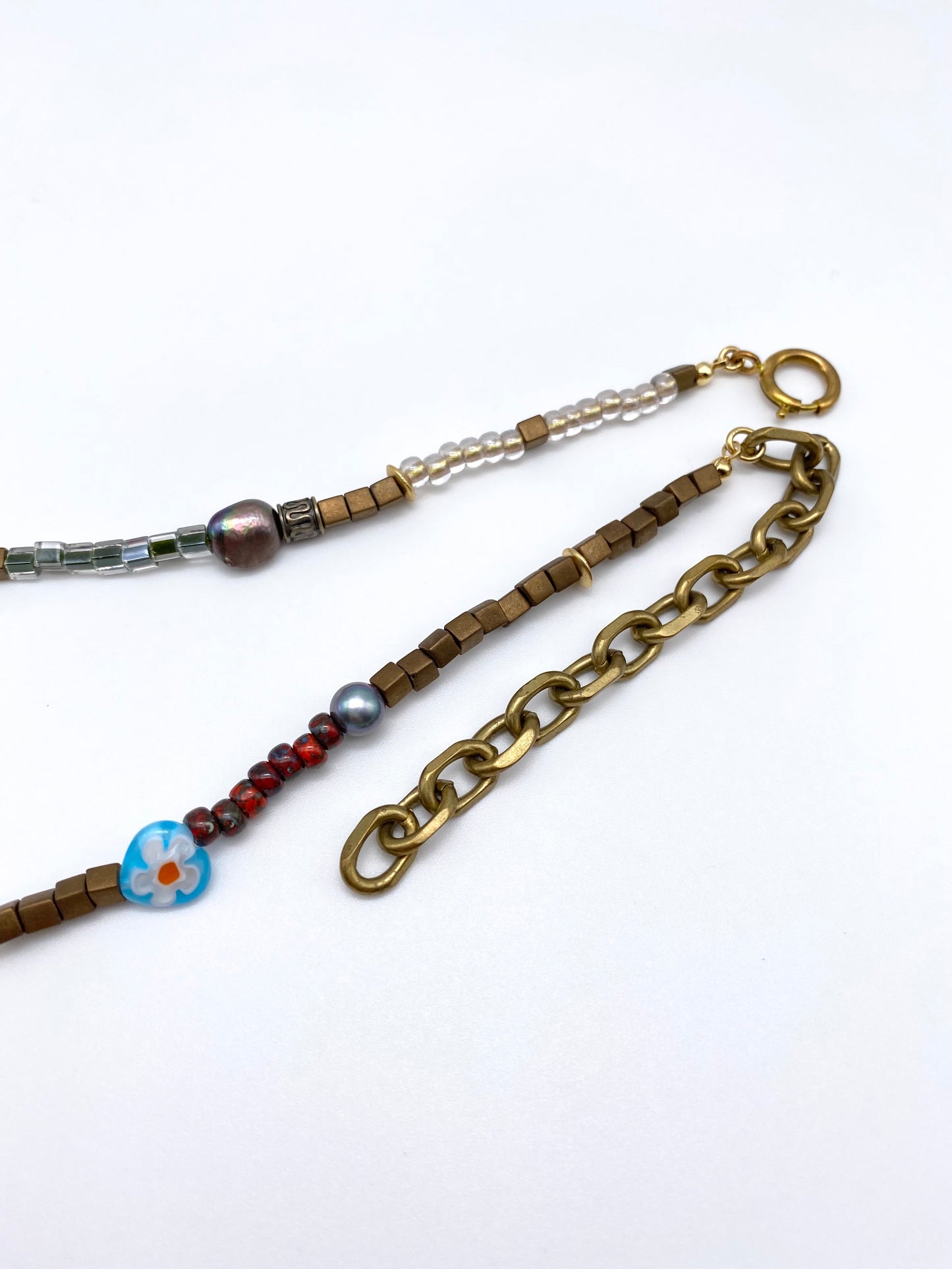 Glass motif necklace - gold