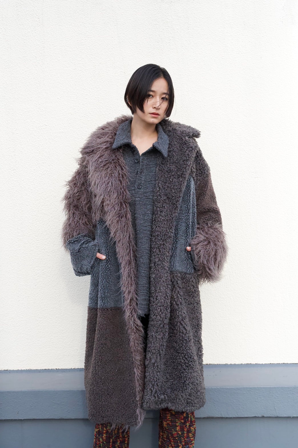 Fake fur trim coat